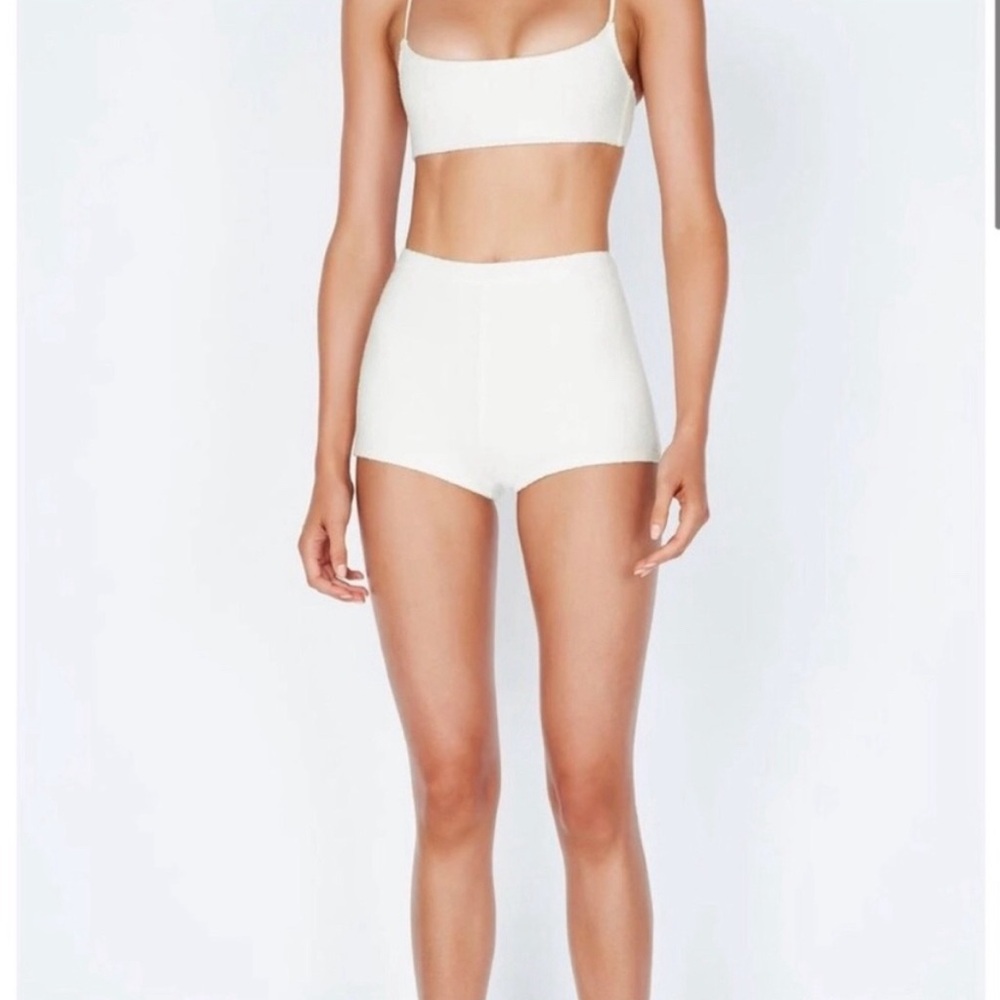 TRAINGL CELESTE WHITE TERRY SHORTS NWT